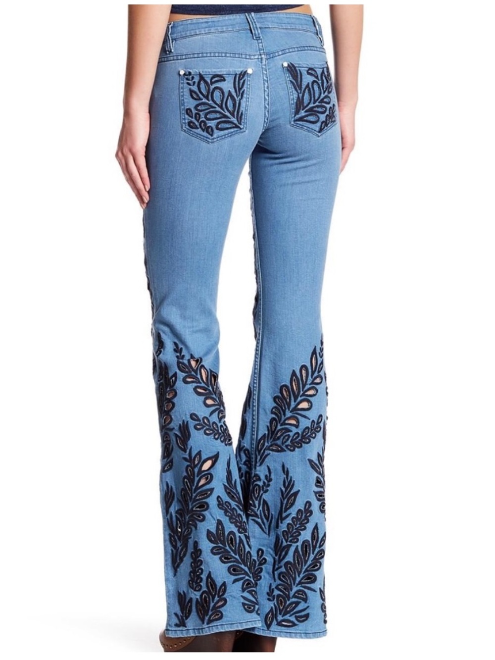 Alice + Olivia Ryley Limited Edition Embroidered Flare Jeans Size 30